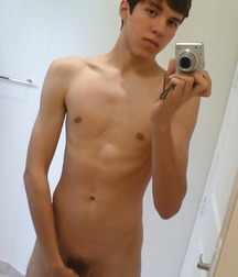  selfies decency 599f0583191de.jpg
