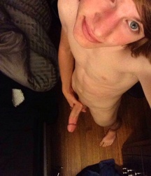 naked guys 59b3667de2dfa.jpg