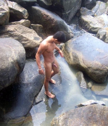 water and boys 59b3e33a69696.png