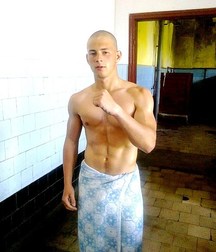 covered by the towel 59b3e39c6f19b.jpg