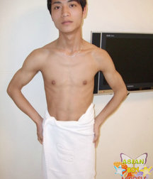 covered by the towel 59b3e39ecdf48.jpg