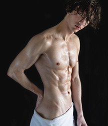 covered by the towel 59b3e3a0b41e8.jpg