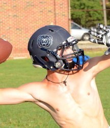 American football  59b94edcedee0.jpg