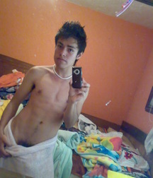 covered by the towel 59ba619646c1d.jpg
