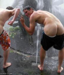 guys who see their ass (playing and joking)