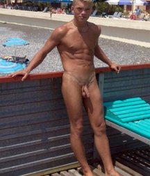 nudists in freedom 59bbf1b303699.jpg