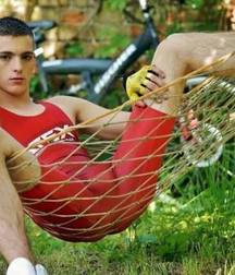 guys lying on the hammock 59bd4496d30eb.jpg