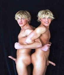 two special friends 59cb455b3f69d.jpg