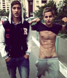 I'm just seeing my pubis 59cf52cfbe76a.jpg