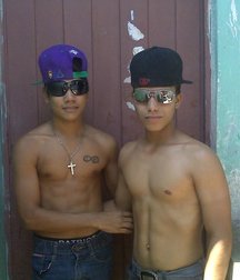 two very beautiful guys 59d3a7b9200c5.jpg