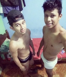 two very beautiful guys 59d3a7c2368c4.jpg