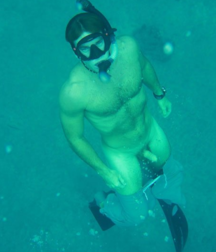 swim underwater bare 59d3ad76de5f9.png