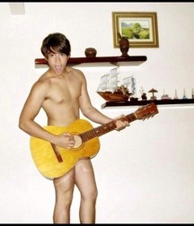 very sensual musicians 59dbd84d3280c.jpg