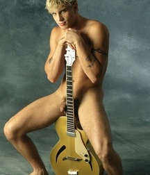 very sensual musicians 59dbd8515dc84.jpg