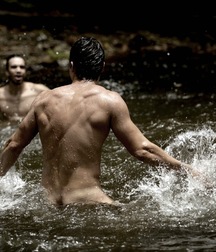 boys and water 59e7b6de9079e.jpg