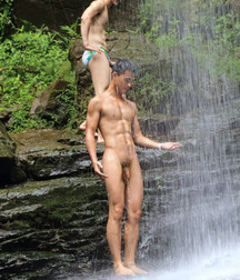 boys and water 59e7b6ef24bb1.jpg