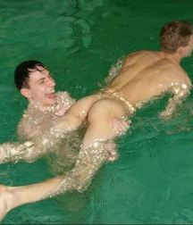 naked guys in the pool 59ecd5a74fd6b.jpg