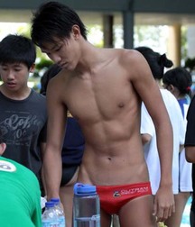 sexy speedo boys 59ecd641b158a.jpg