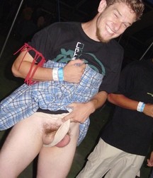 funny nude guys 59ee3ec906b4c.jpg