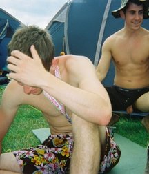 guys who have fun 59ef7b7d6d657.jpg