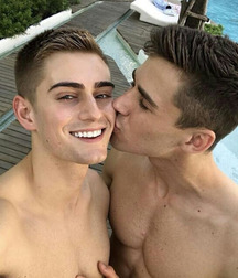 now i kiss you