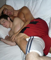 it's nice to sleep with a friend 59f7a7f438f39.jpg