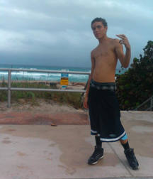 young boys in sagging 59ff5416bb749.jpg