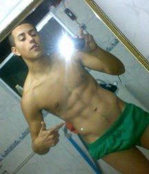 selfies no nude 5a01e13935d19.jpg