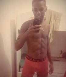 selfies no nude 5a01e13ae2d9c.jpg