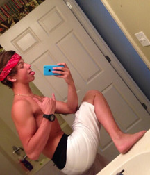 selfies no nude 5a01e1424c77b.jpg