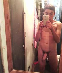 guys take pictures (naked) 5a01e209ab498.jpg