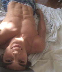 beautiful guys 5a060e219e5ee.jpg