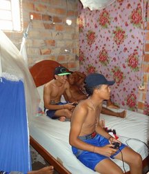 guys from South American favelas 5a073cbadeb24.jpg