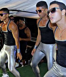 guys from South American favelas 5a073cd26e5fc.jpg