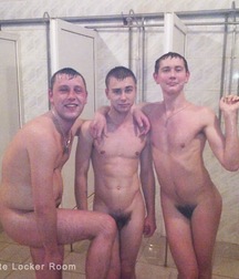 Russian soldiers are washed 5a073d7bf3b87.jpg