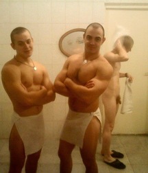 Russian soldiers are washed 5a073d7ddf29e.jpg