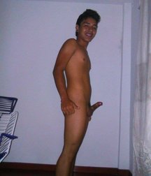 Latin American guys 5a12f43144132.jpg
