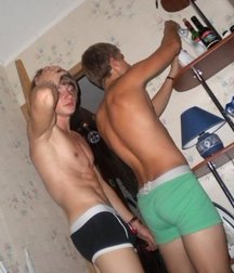 I love the guys in their underwear 5a14620a8120c.jpg