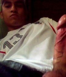 guys show their cock 5a15a6a1df77e.jpg