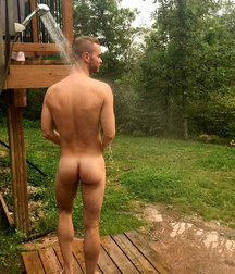 boy in shower (shows her nice ass) 5a15a7d5a03a2.jpg