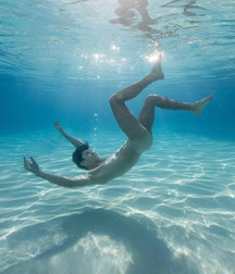 underwater guys 5a16fa4ea916b.jpg