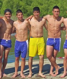 so many guys, all beautiful 5a16fbbb84115.jpg