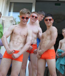 so many guys, all beautiful 5a16fbd8c0249.jpg