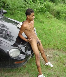 the car and the boys 5a20c974d39ba.jpg