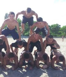 young boys playing 5a254d8f4101f.jpg