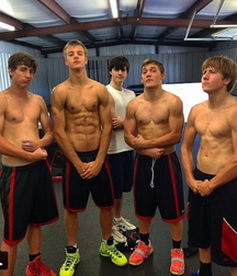 athletic-looking boys 5a27989f12578.jpg