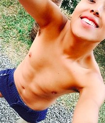 all the guys are beautiful 5a284778800cd.jpg