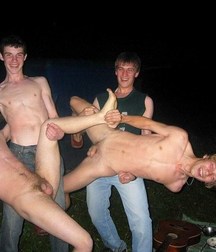 crazy, funny and naked 5a2aa115a508c.jpg
