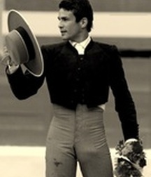 the torero's sensuality 5a33f7d376cb7.jpg