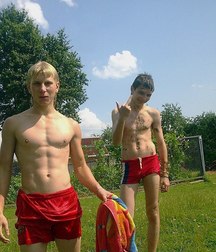the Russian guys are all beautiful 5a35a2056ef2f.jpg